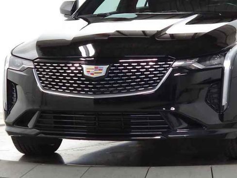 Certified 2025 Cadillac CT4 Luxury AWD/4WD image 2