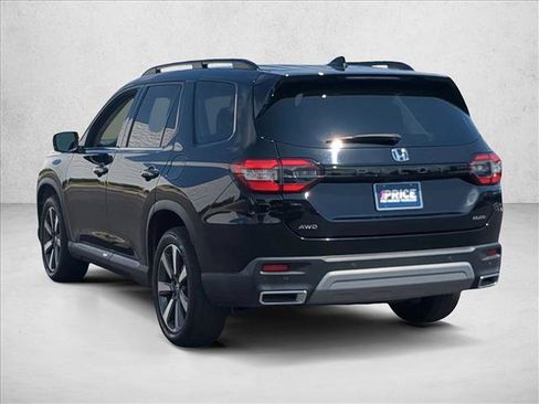 Used 2023 Honda Pilot Elite image 8