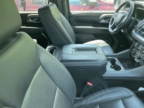 Used 2023 Chevrolet Tahoe LT w/ Luxury Package AWD/4WD image 11