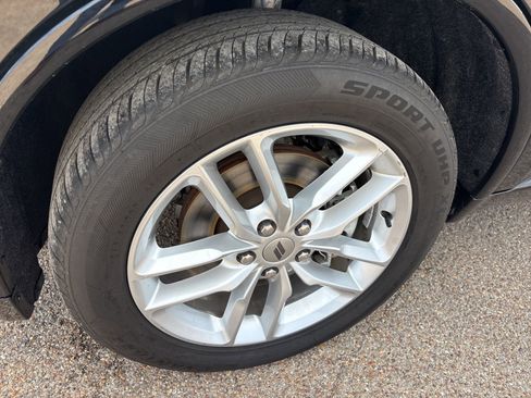 Used 2023 Dodge Durango GT image 34