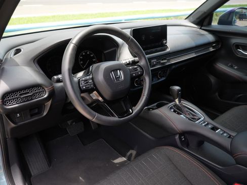Used 2024 Honda HR-V Sport image 13