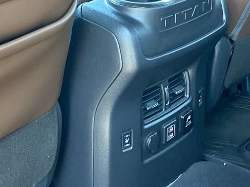 Used 2021 Nissan Titan Platinum Reserve w/ Moonroof Package AWD/4WD image 18
