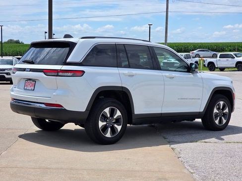 Used 2022 Jeep Grand Cherokee Limited 4xe AWD/4WD image 8
