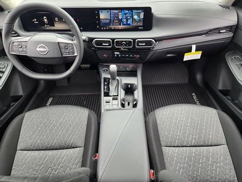 New 2026 Nissan Sentra SV w/ SV Convenience Package FWD image 9