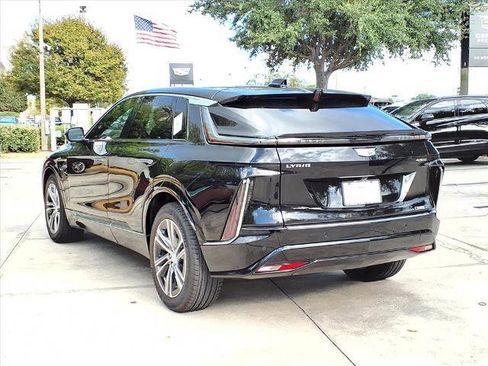 New 2026 Cadillac Lyriq Luxury w/ LPO, Floor Liner Package RWD image 3