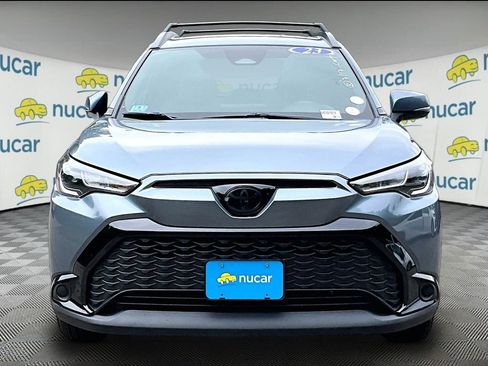 Used 2023 Toyota Corolla Cross AWD Hybrid w/ Moonroof Package image 2