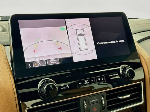 Used 2022 INFINITI QX80 Sensory w/ Cargo Package AWD/4WD image 19