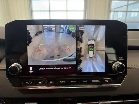 Used 2025 Mitsubishi Outlander SEL image 44