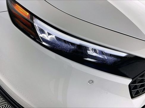 Used 2024 Honda Accord Touring image 27