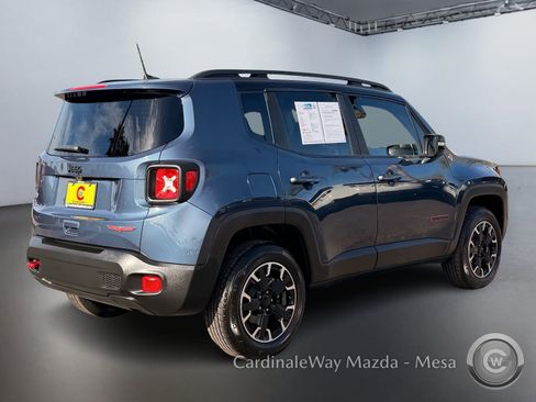 Used 2023 Jeep Renegade Trailhawk image 4