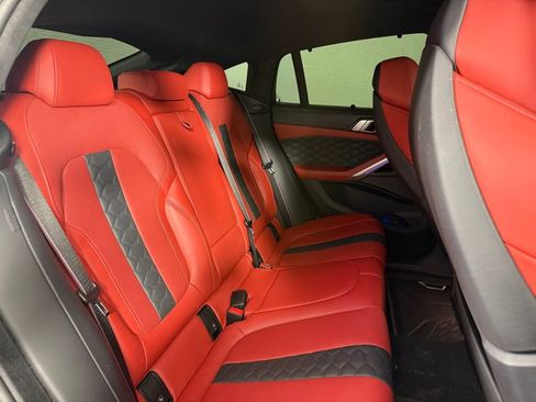Used 2022 BMW X6 M w/ Competition Package image 18
