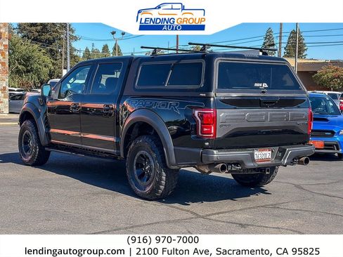 Used 2018 Ford F150 Raptor w/ Equipment Group 802A Luxury AWD/4WD image 2