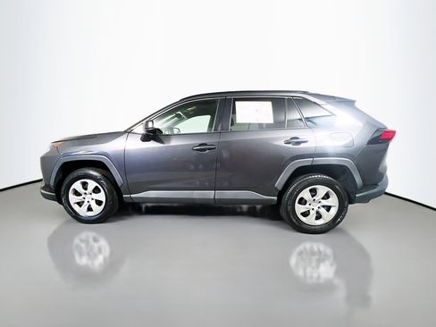 Used 2019 Toyota RAV4 LE image 9