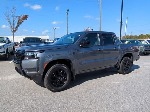 New 2026 Nissan Frontier SV image 8