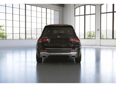 Certified 2023 Mercedes-Benz GLB 250 4MATIC image 12