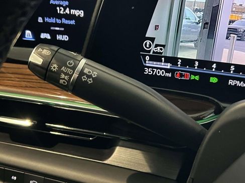 Certified 2023 Cadillac Escalade ESV Sport Platinum w/ LPO, ONYX Package image 20