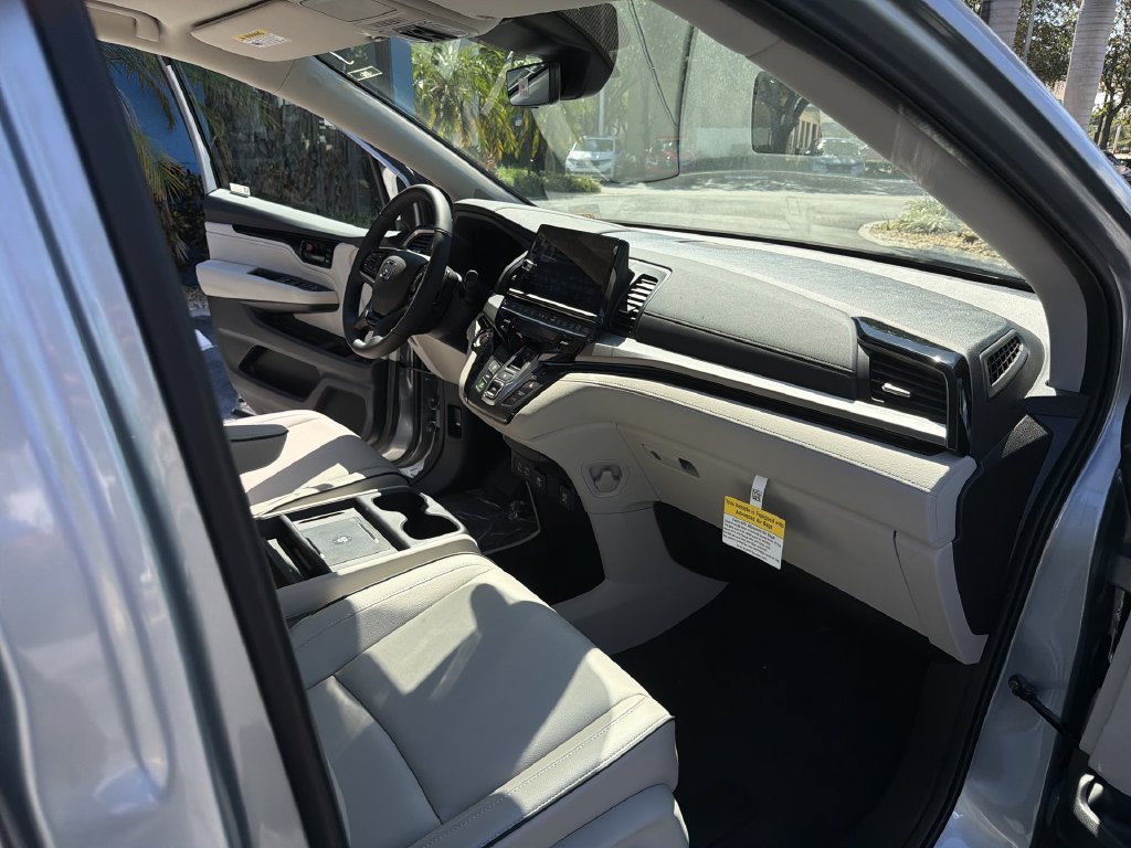New 2027 Honda Odyssey Touring image 22