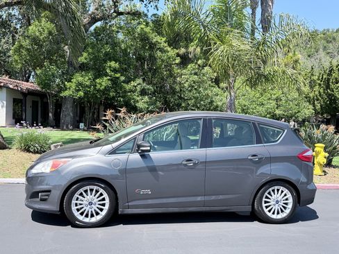 Used 2016 Ford C-MAX Energi SEL w/ Equipment Group 302A FWD image 2