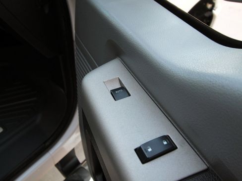 Used 2015 Ford F350 XLT w/ XLT Value Package image 37