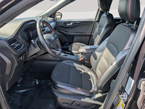 Used 2025 Ford Escape ST-Line Select AWD/4WD image 16