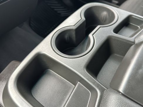 Used 2022 Chevrolet Silverado 1500 LT image 33