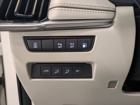 Used 2024 MAZDA CX-90 Plug-In Hybrid w/ Premium Plus image 19