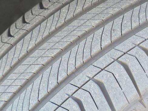 Used 2026 Mercedes-Benz GLC 300 4MATIC image 12