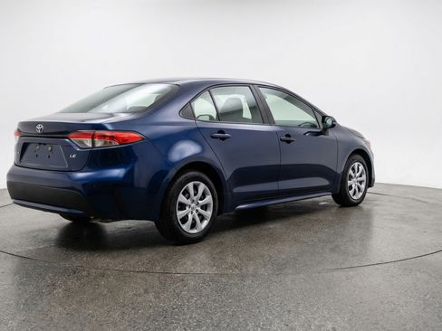Used 2025 Toyota Corolla LE FWD image 9