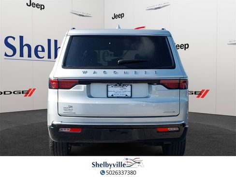 Used 2022 Jeep Wagoneer Series III w/ Rear Seat Video Group 1 image 3