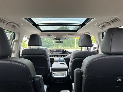 Certified 2026 INFINITI QX80 Luxe w/ Exterior Package AWD/4WD image 35