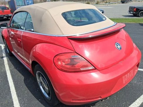 Used 2013 Volkswagen Beetle 2.5 image 8