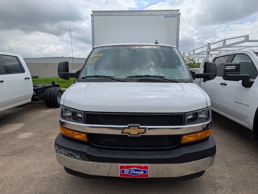 New 2025 Chevrolet Express 3500 w/ Power Convenience Package RWD image 17