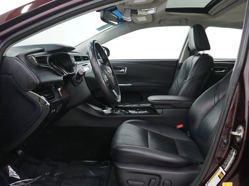 Used 2013 Toyota Avalon XLE Touring FWD image 20