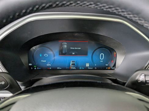 New 2025 Ford Escape SE w/ PHEV Premium Package image 15