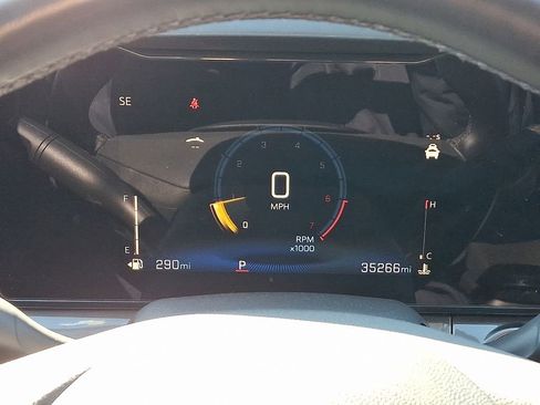 Certified 2025 Chevrolet Trax ACTIV w/ Sunroof Package image 21