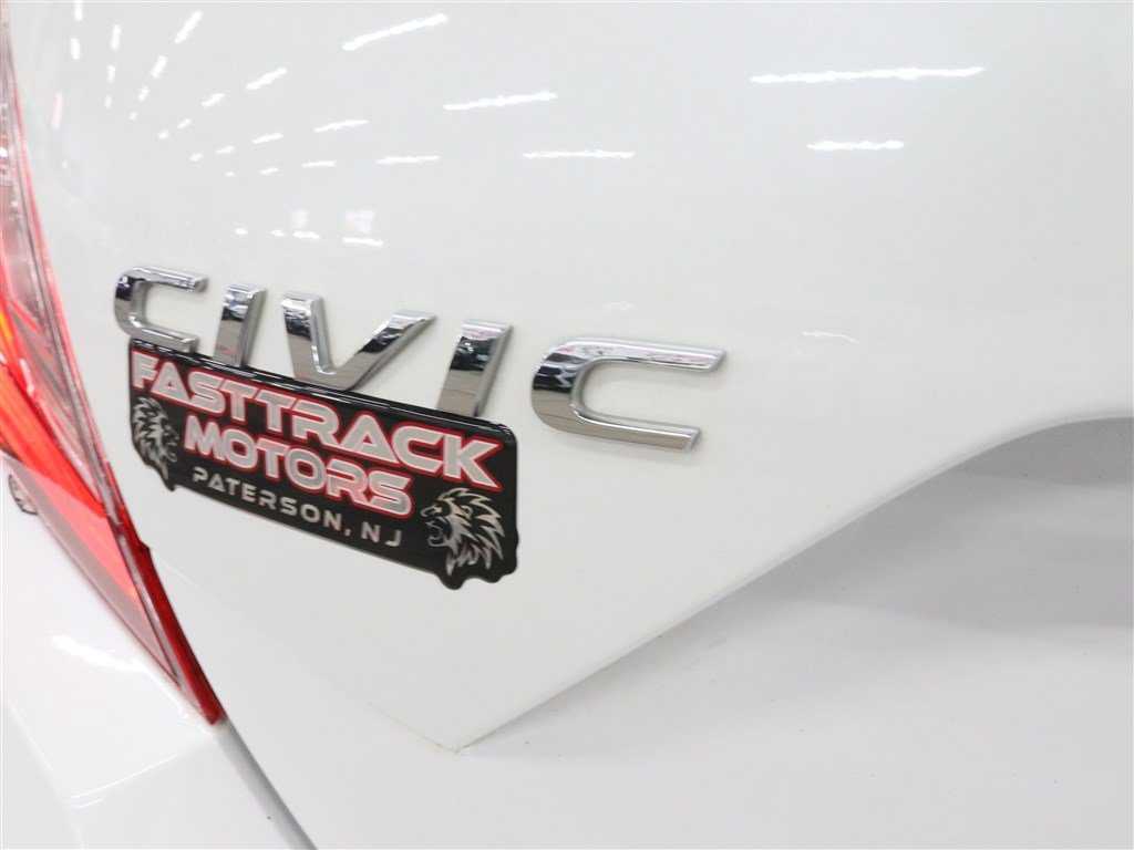 Used 2020 Honda Civic EX image 9
