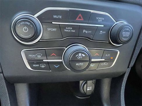 Used 2019 Dodge Charger R/T w/ Navigation & Travel Group image 21