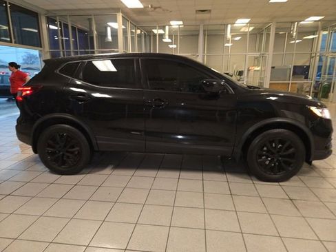 Used 2020 Nissan Rogue Sport S w/ Appearance Package image 9