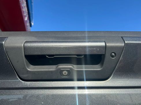 Used 2017 Ford F150 XLT w/ Equipment Group 302A Luxury AWD/4WD image 25
