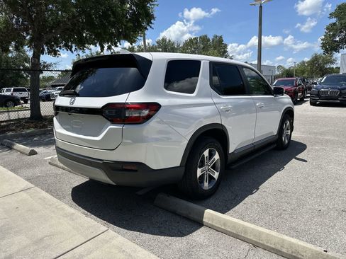 Used 2024 Honda Pilot EX-L image 8