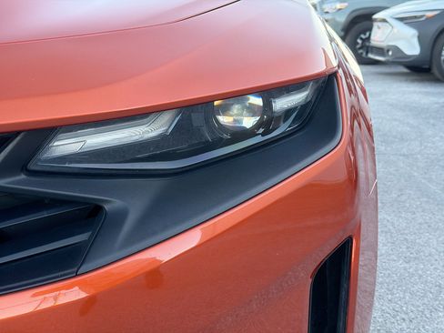 Used 2023 Chevrolet Camaro LT w/ Technology Package image 9