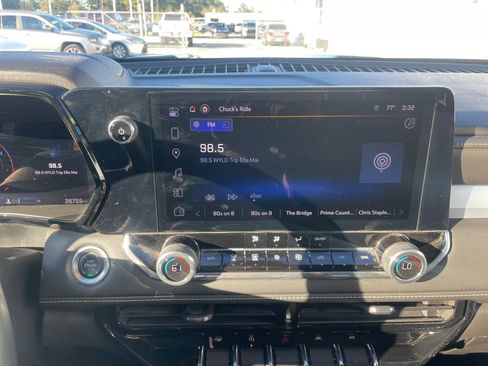 Used 2024 Chevrolet Colorado LT w/ LT Convenience Package image 10