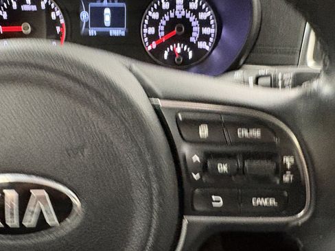 Used 2018 Kia Optima EX w/ Premium Package image 32