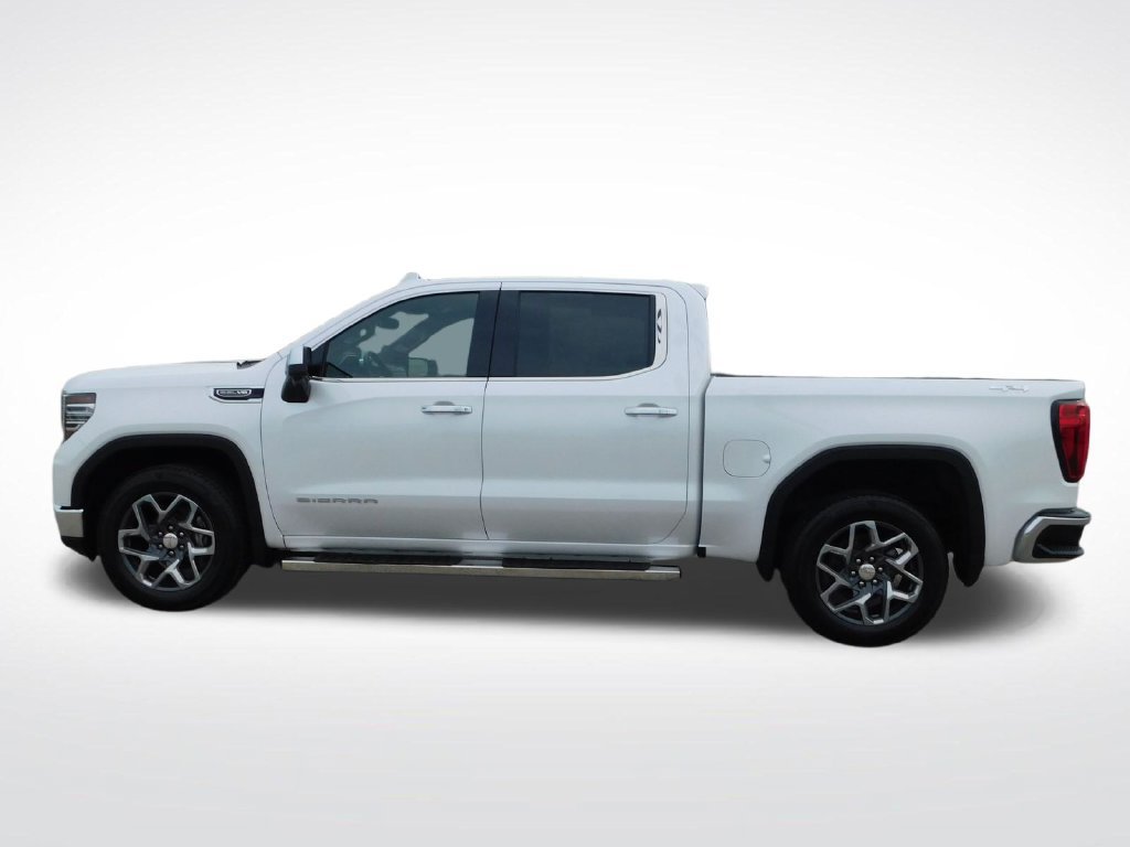 Used 2023 GMC Sierra 1500 SLT AWD/4WD image 11