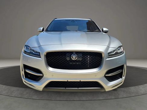 Used 2017 Jaguar F-PACE R-Sport AWD/4WD image 2