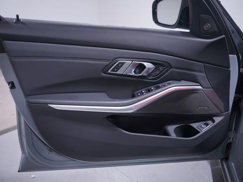 Used 2023 BMW M3 Competition image 16