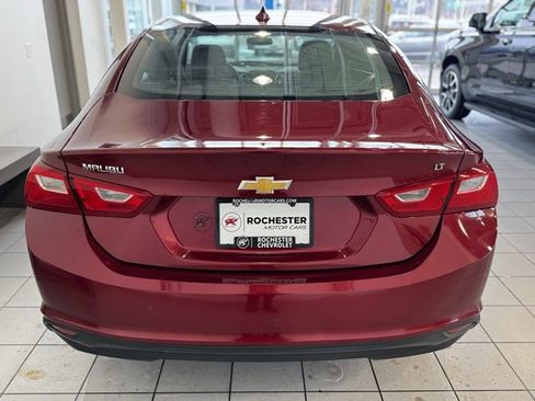 Used 2018 Chevrolet Malibu LT image 33