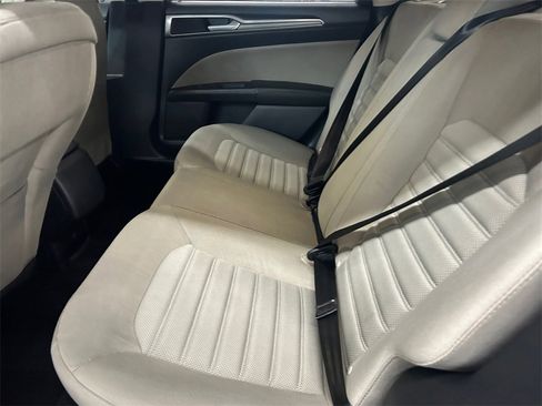 Used 2018 Ford Fusion S image 13