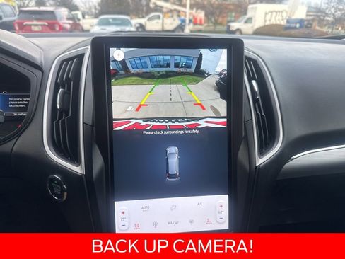Certified 2022 Ford Edge SEL w/ Convenience Package image 4