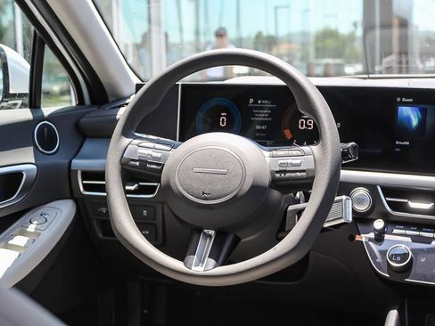 Certified 2025 Hyundai Sonata SEL FWD image 21